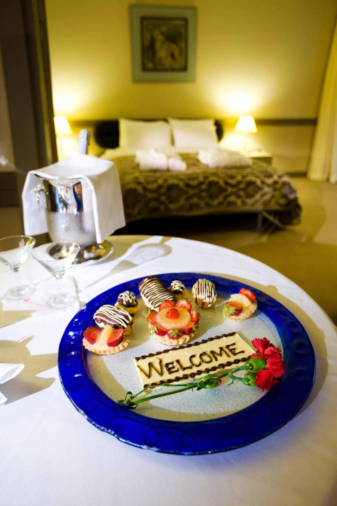 Fantasia Deluxe Hotel Kusadası Exteriör bild