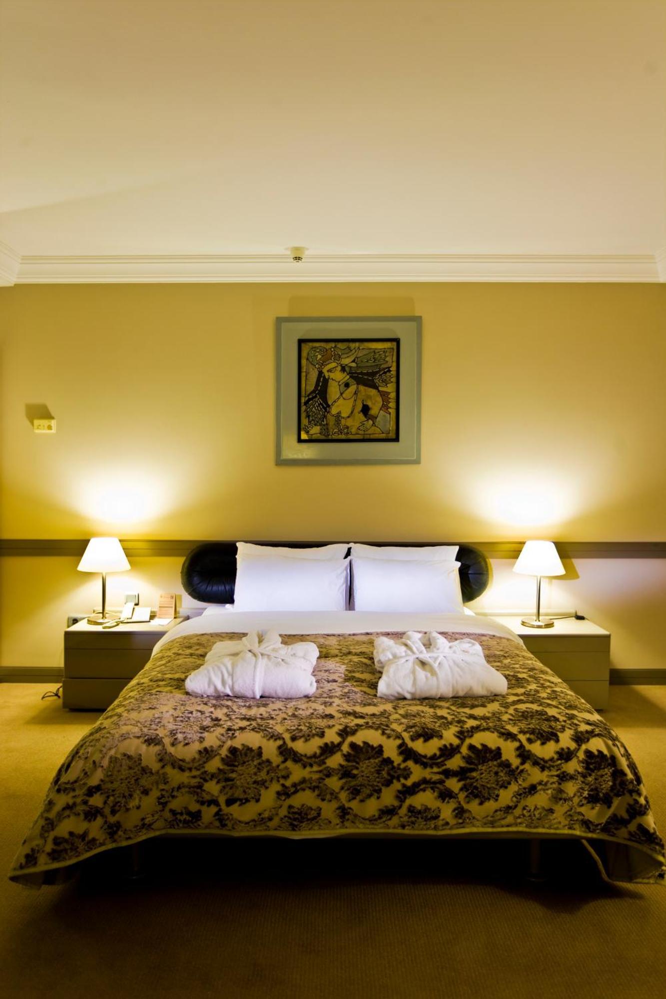 Fantasia Deluxe Hotel Kusadası Exteriör bild