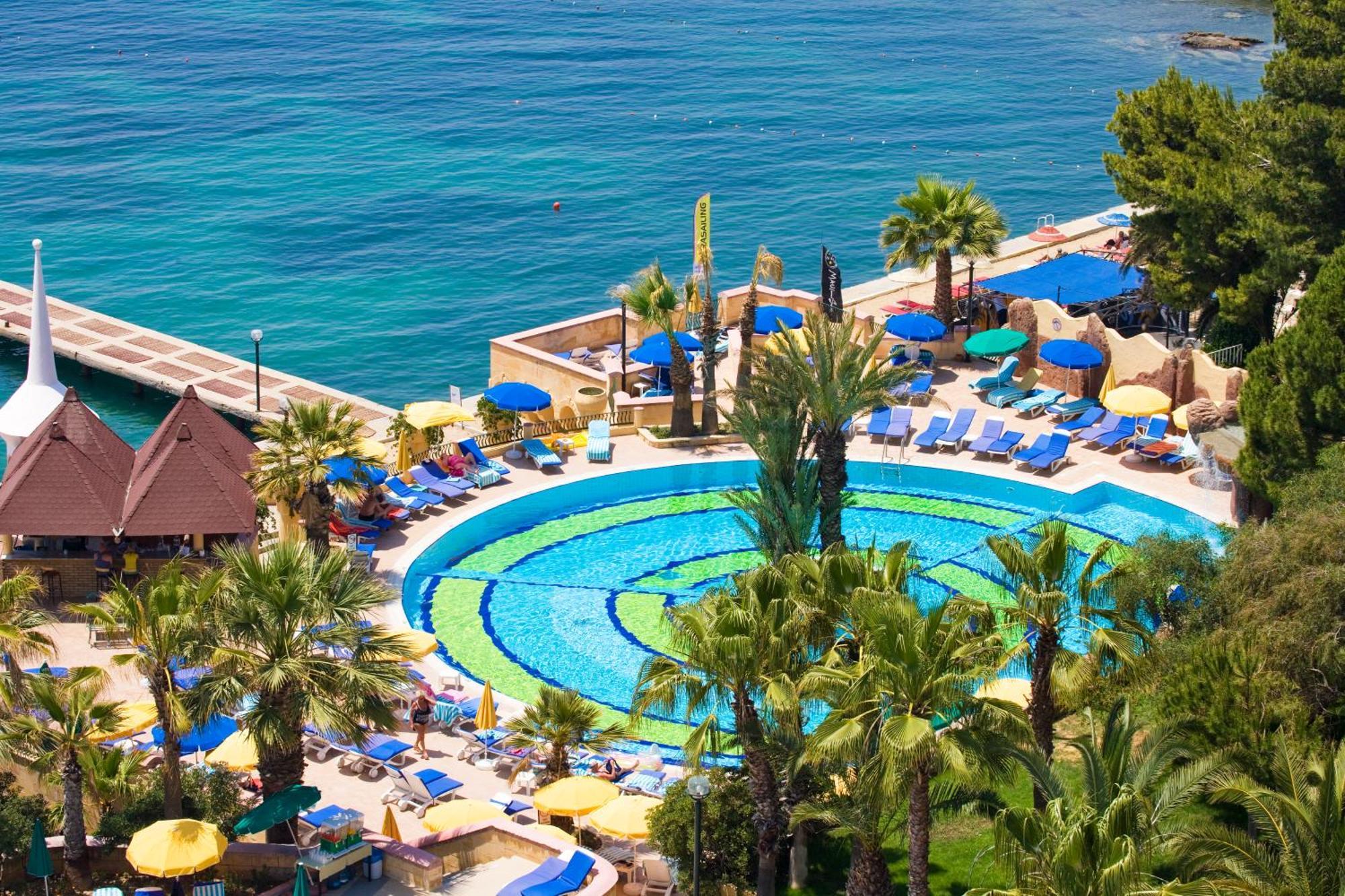 Fantasia Deluxe Hotel Kusadası Exteriör bild